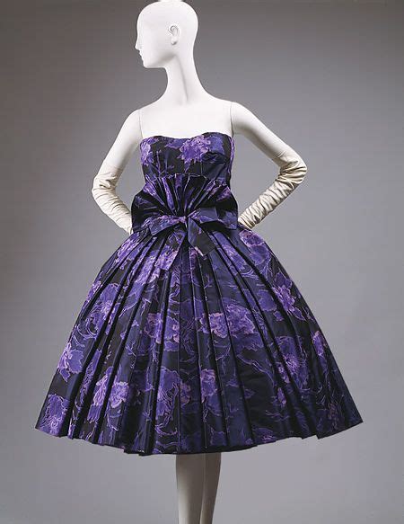 christian dior eventail dress gown.